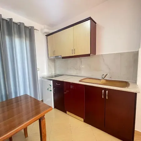 Orfea Apartment *