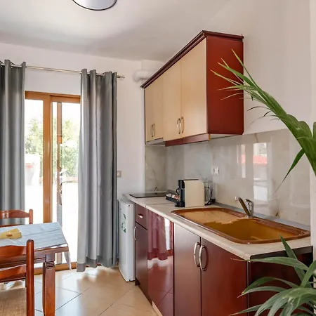 Orfea Apartmán *