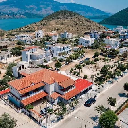 Vila Orfea Ksamil